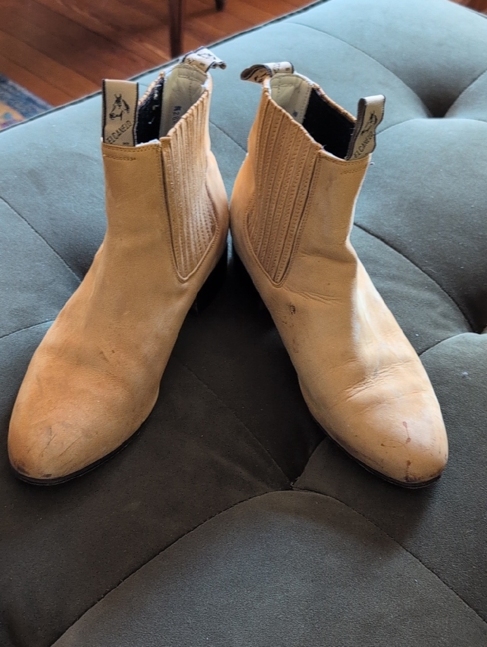 Men's Tan Leather Chukka Boots with Elastic Panels